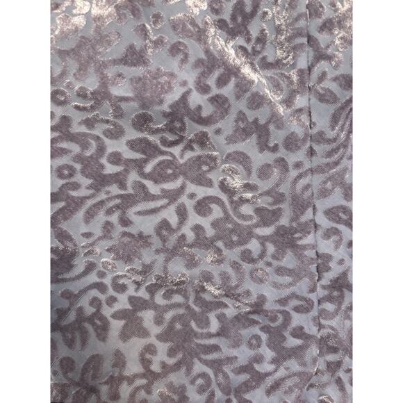 Daisy Fuentes Moda Gray Sheer Satin Trim Babydoll Blouse Velvet Burnout Small - Picture 5 of 5